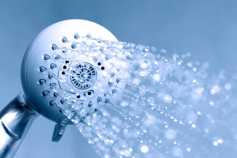 Cómo podemos aumentar la presión del agua en la ducha